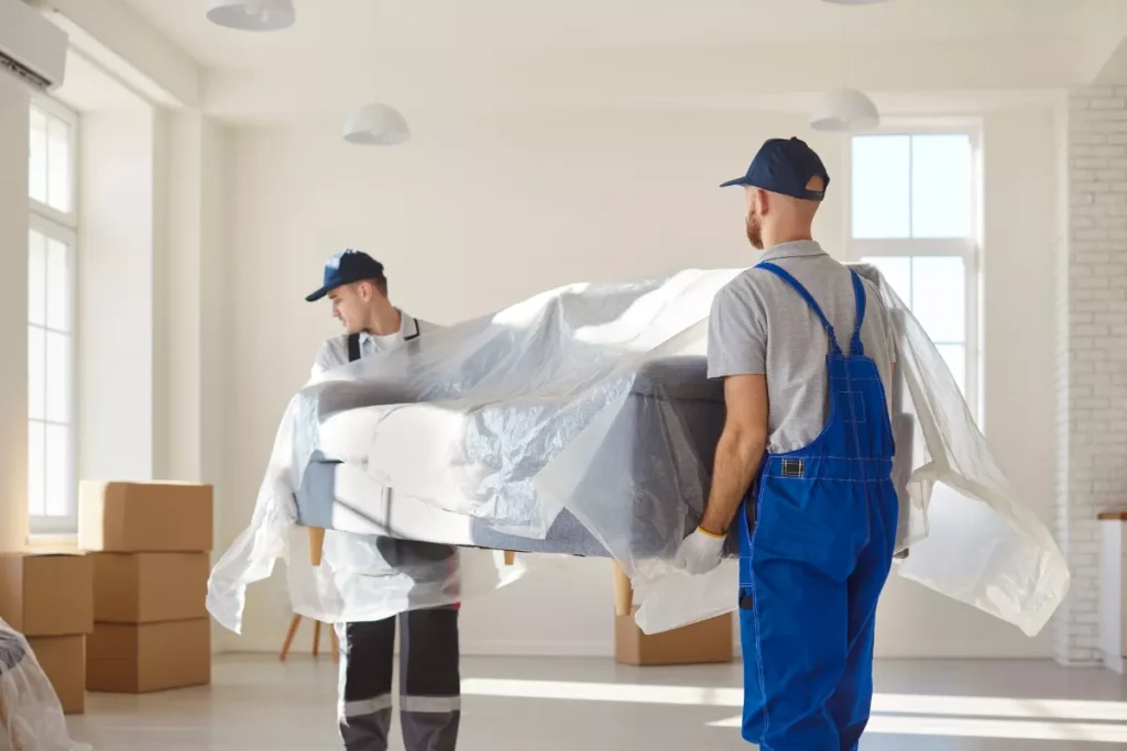 professional villa movers in Dubai loading truck