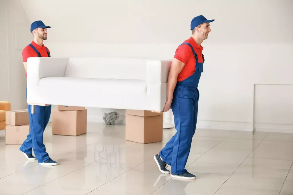 furniture movers in Dubai dismantling bed
