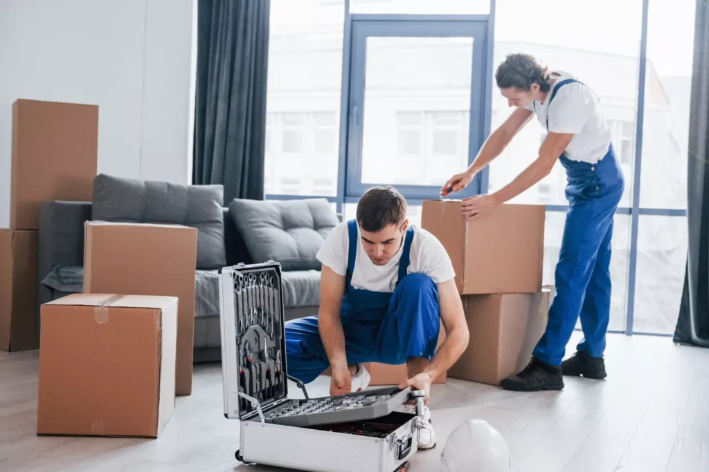 professional villa movers in Dubai loading truck